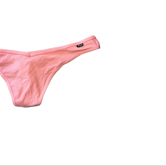 Victoria’s Secret PINK Thong - Picture 2 of 3